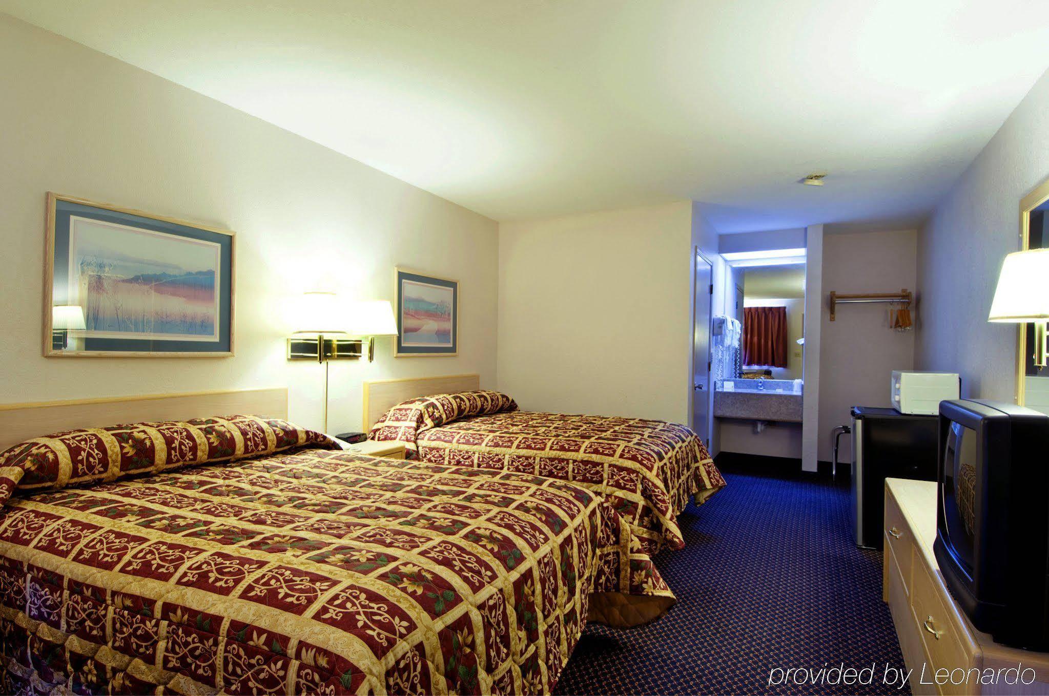 Americas Best Value Inn - Garden City Esterno foto