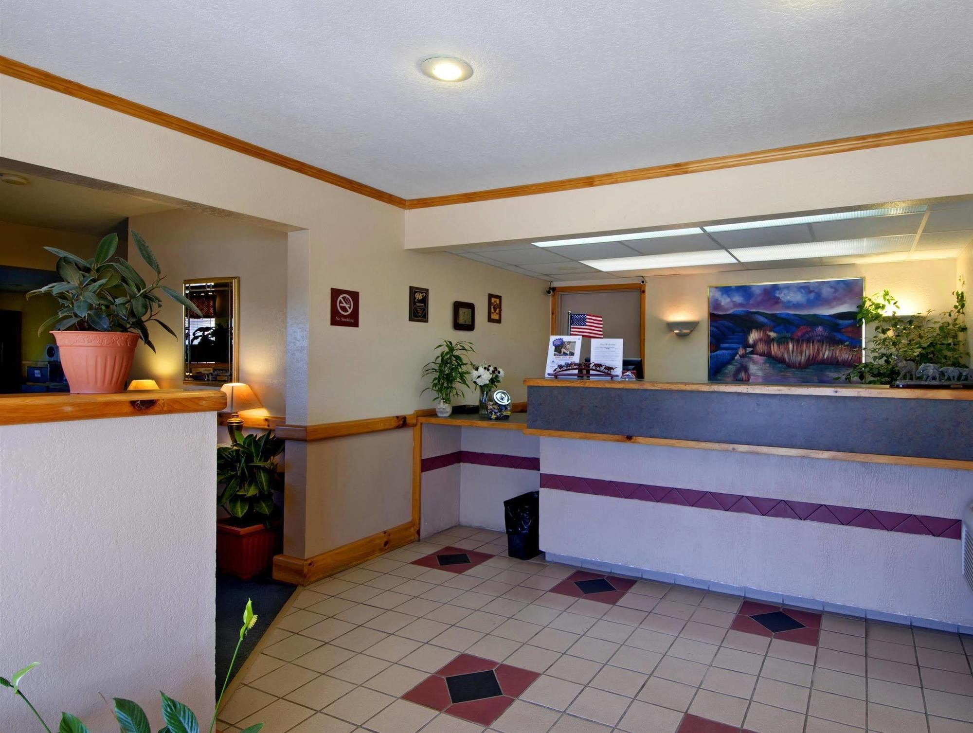 Americas Best Value Inn - Garden City Esterno foto