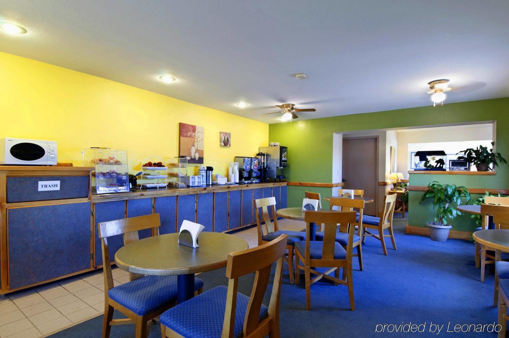 Americas Best Value Inn - Garden City Ristorante foto
