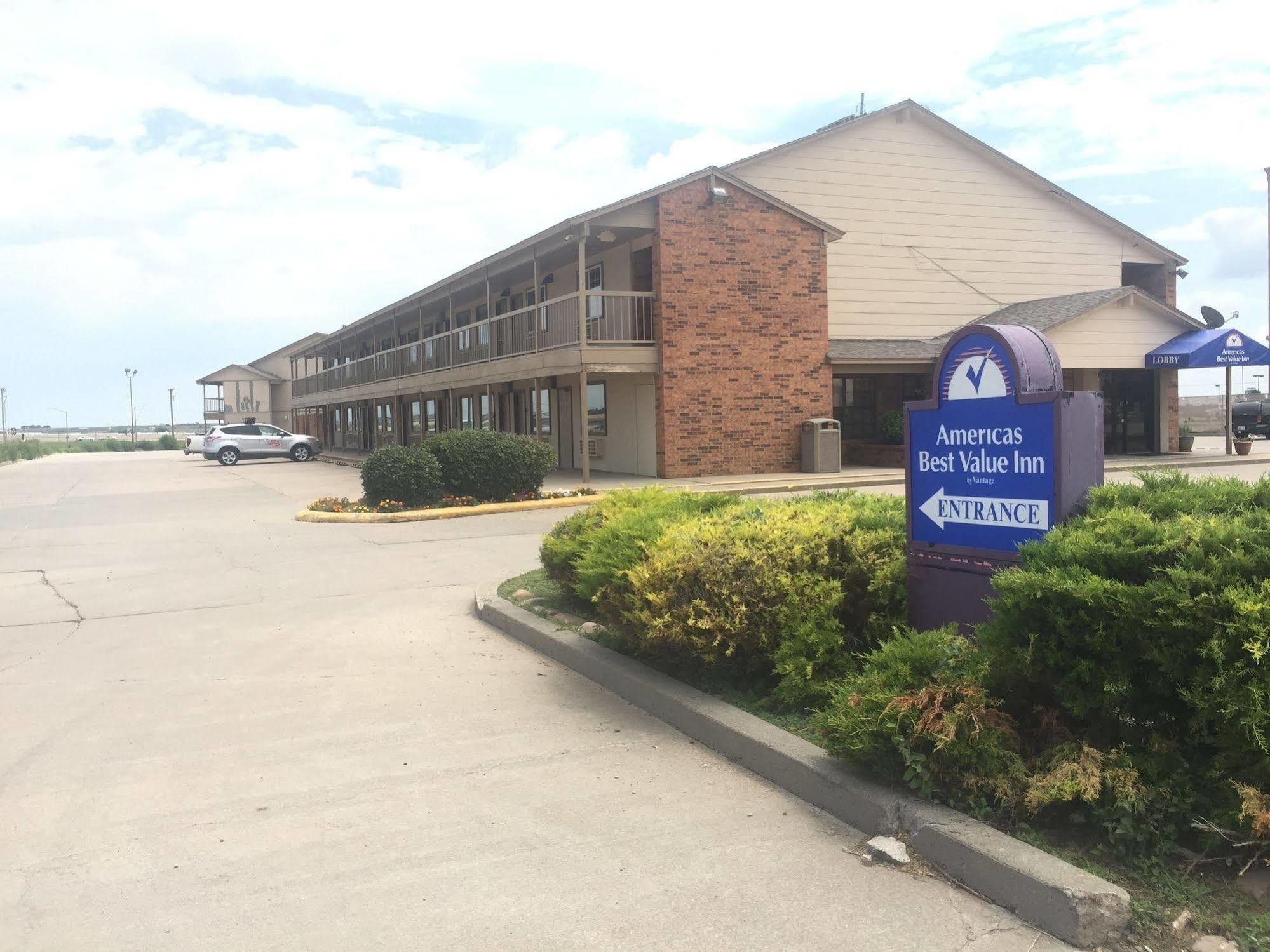 Americas Best Value Inn - Garden City Esterno foto